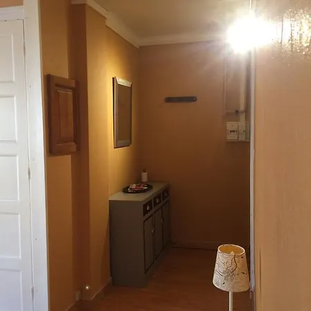 Апартаменты 36 M2 Between Presqu'ile And University *